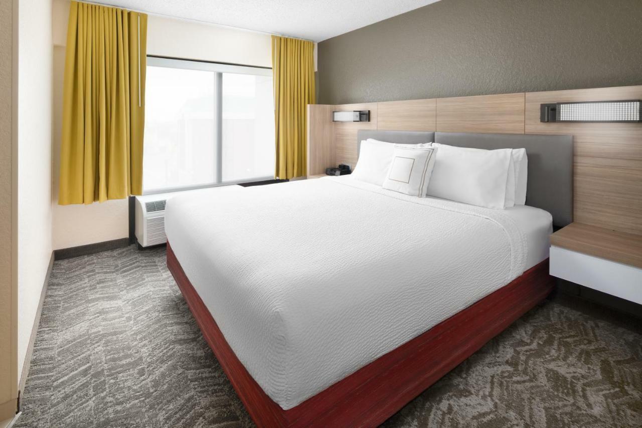 Springhill Suites Houston Hobby Airport Екстер'єр фото