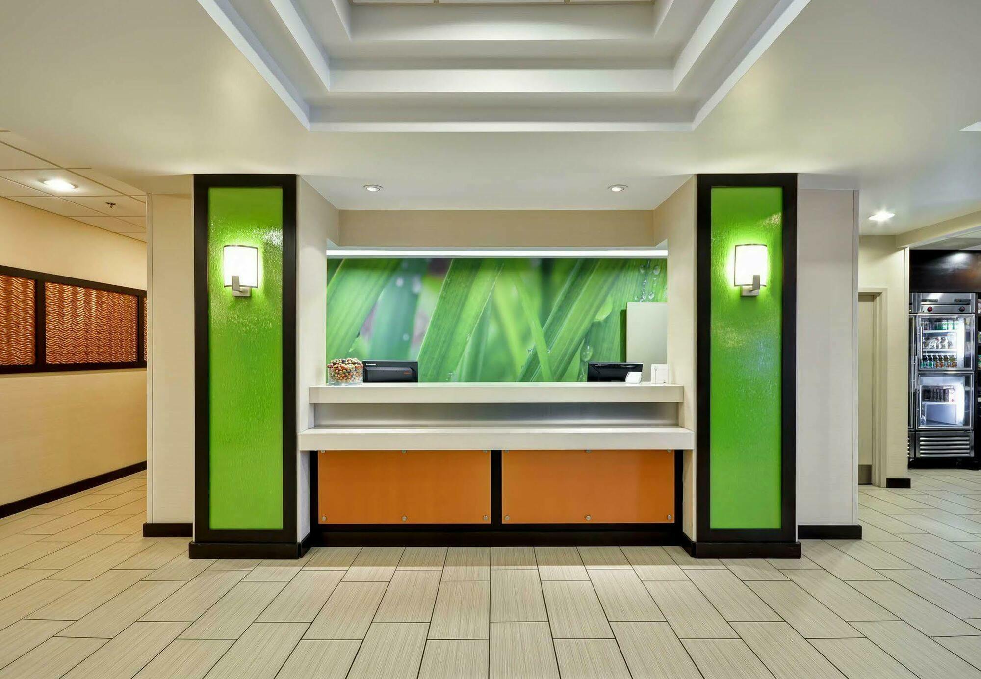 Springhill Suites Houston Hobby Airport Екстер'єр фото